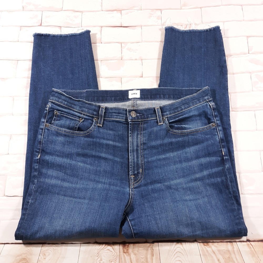 Edwin Jeans Size 32 x 26.5 Blue Cotton Blend Made In USA Frayed Cuff Tapered